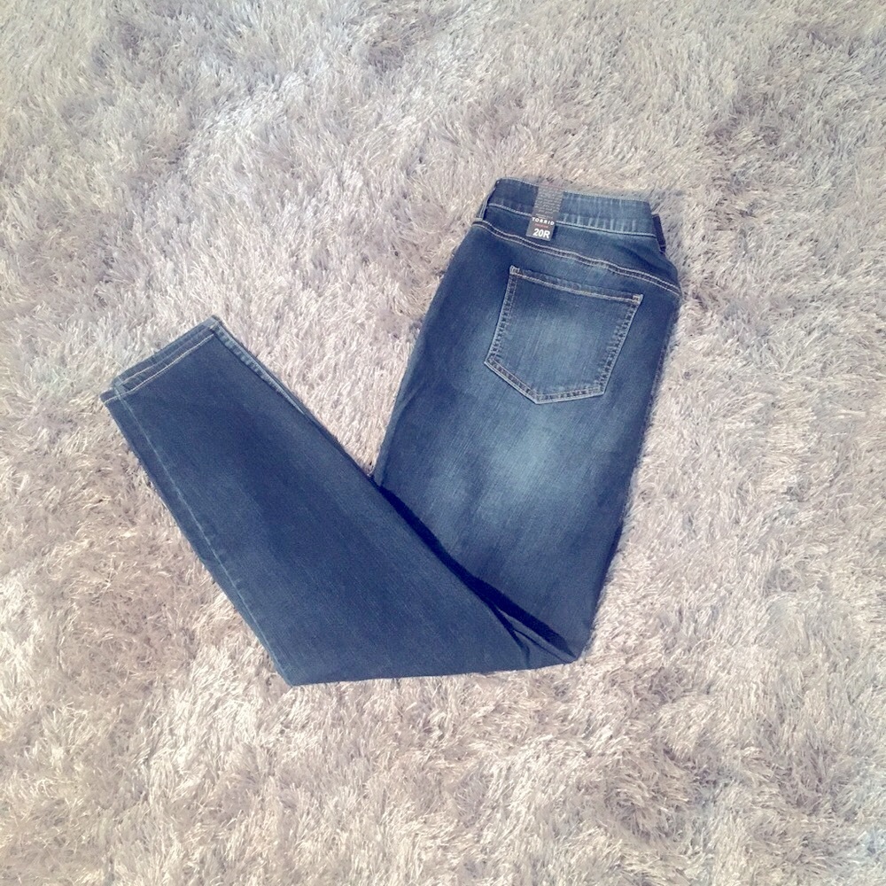 Torrid NWT jeans 20R